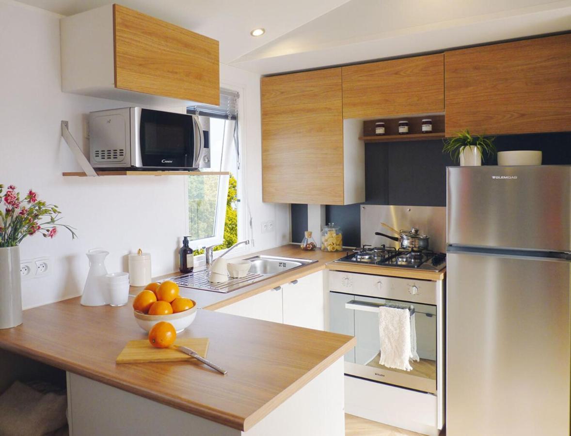 Bj Chalets - De Rug 3 - Vakantiepark Lauwersoog - Luxe Chalet Met Vaatwasser En Inloopkast! Vroege Incheck! Met Airco! Екстериор снимка