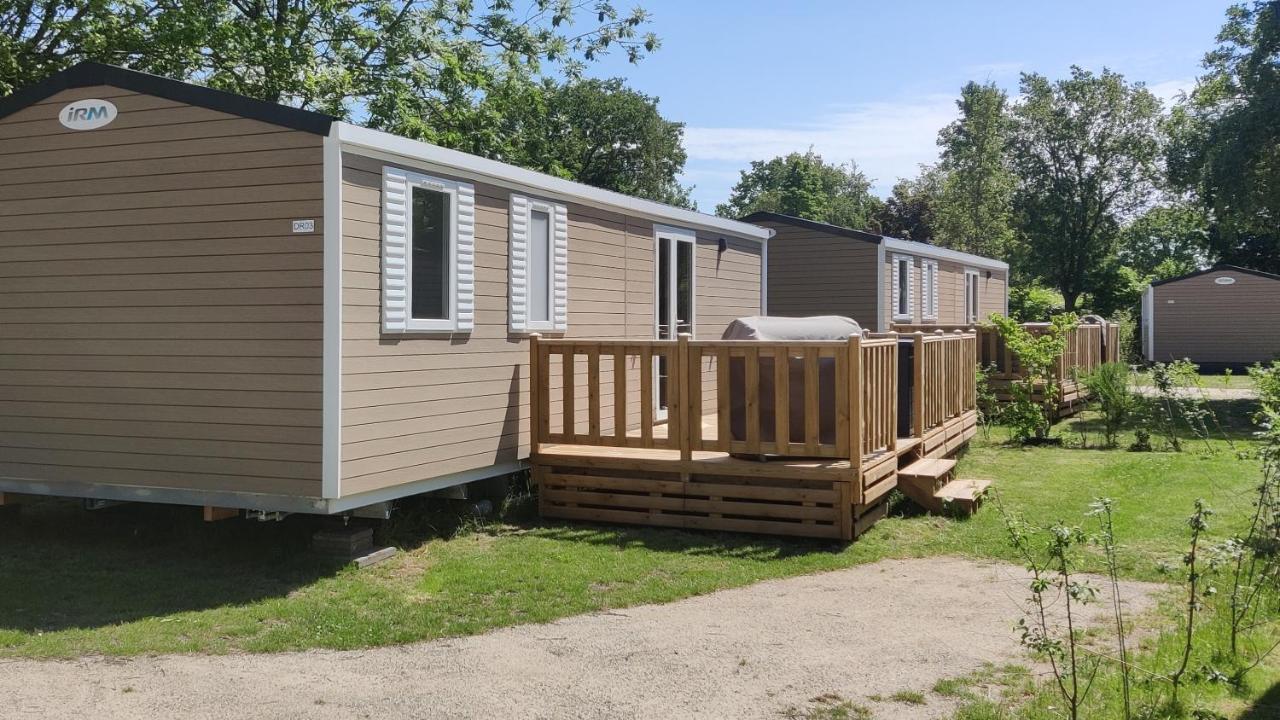 Bj Chalets - De Rug 3 - Vakantiepark Lauwersoog - Luxe Chalet Met Vaatwasser En Inloopkast! Vroege Incheck! Met Airco! Екстериор снимка