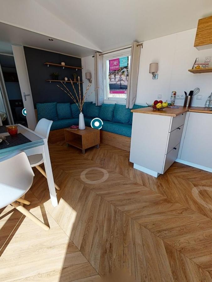 Bj Chalets - De Rug 3 - Vakantiepark Lauwersoog - Luxe Chalet Met Vaatwasser En Inloopkast! Vroege Incheck! Met Airco! Екстериор снимка